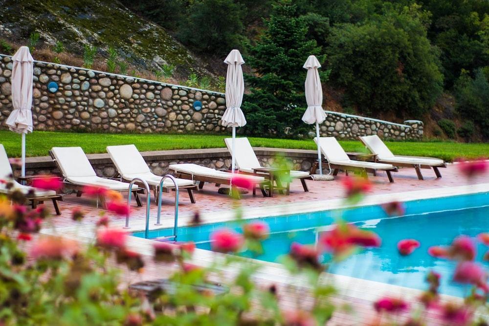 Meteora Hotel At Kastraki Калампака Экстерьер фото