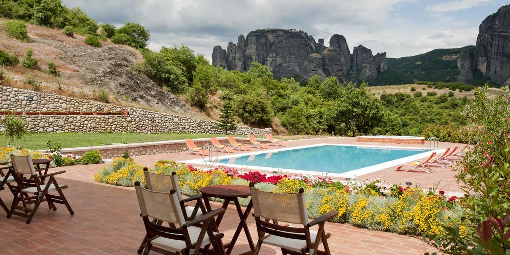 Meteora Hotel At Kastraki Калампака Экстерьер фото