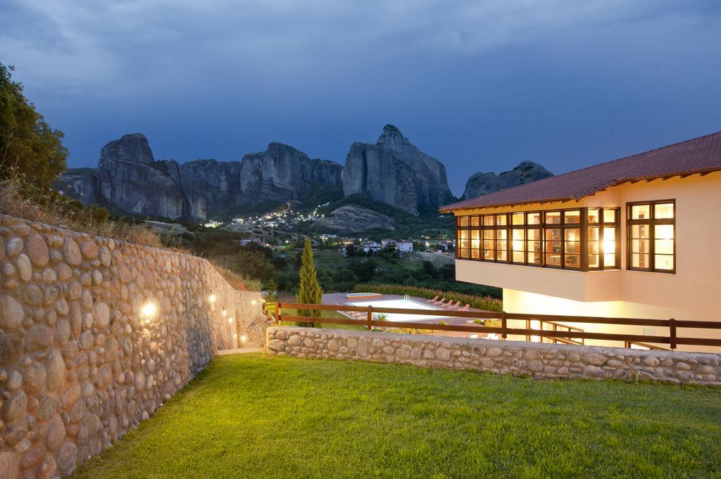 Meteora Hotel At Kastraki Калампака Экстерьер фото