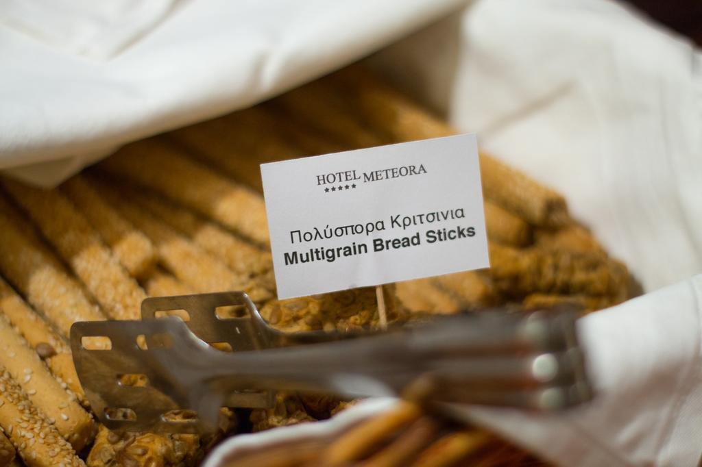 Meteora Hotel At Kastraki Калампака Экстерьер фото